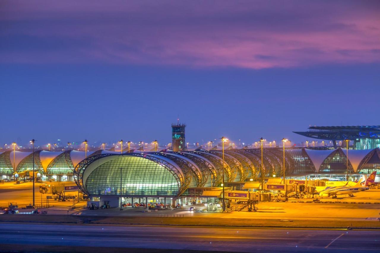 X Go Inn Suvarnabhumi Airport Бангкок Екстер'єр фото